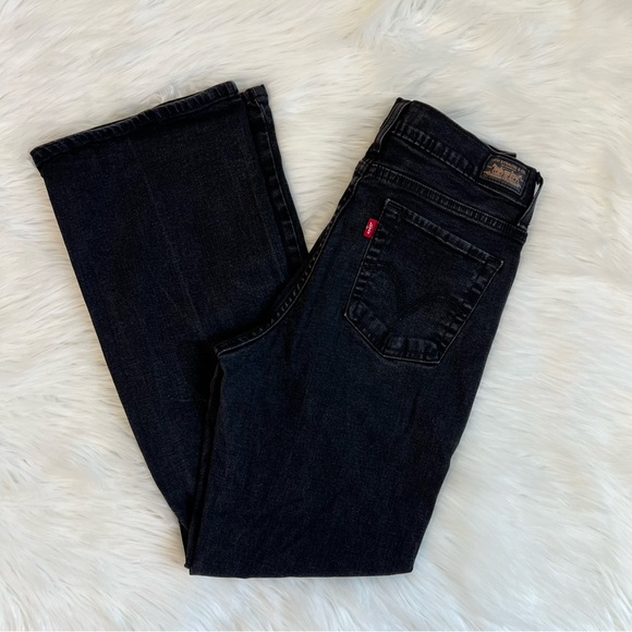 Levi's Perfectly Slimming Bootcut 512 Jeans - Picture 2 of 11